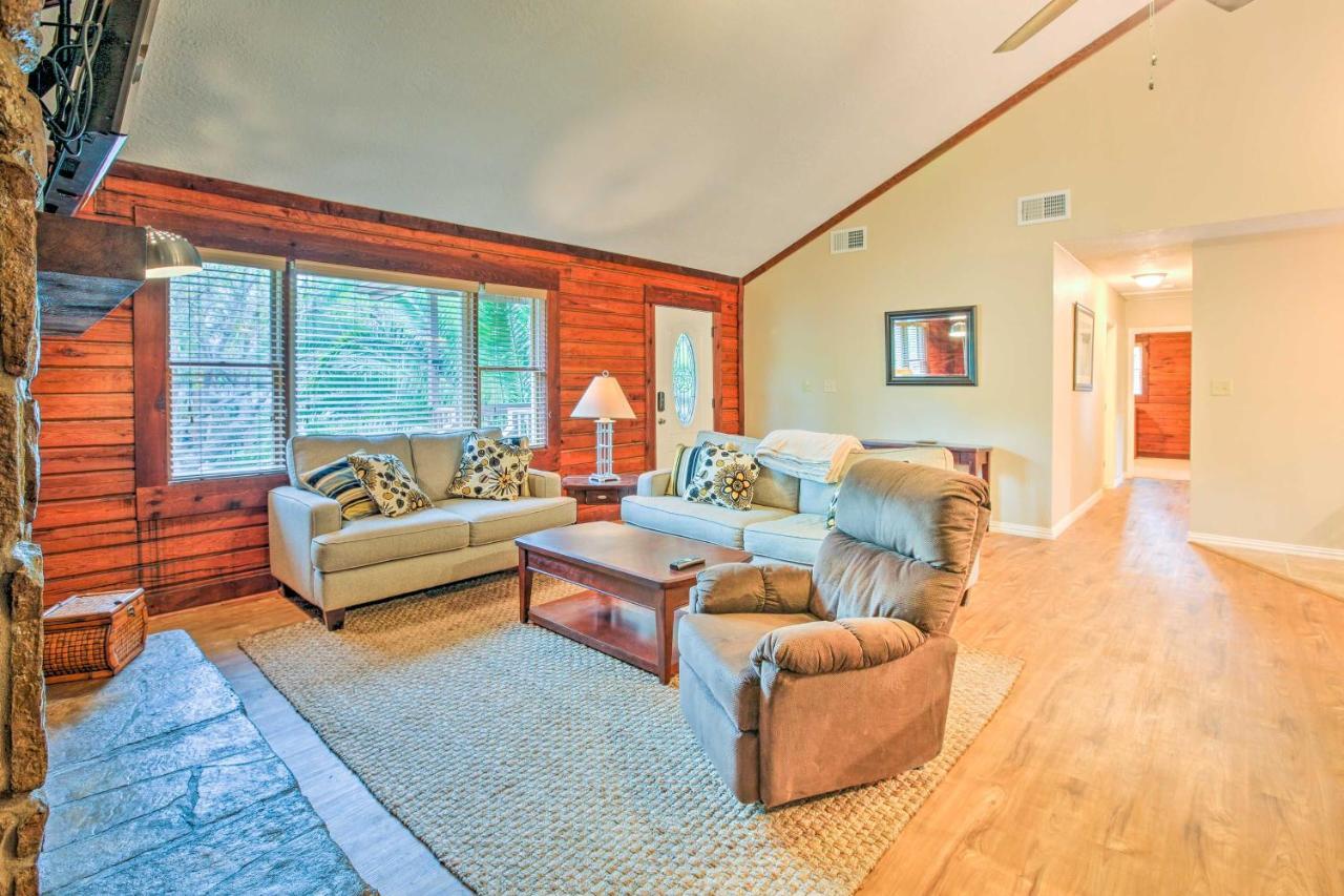 Spacious Kemah Clear Lake Home With Porch And Fire Pit מראה חיצוני תמונה