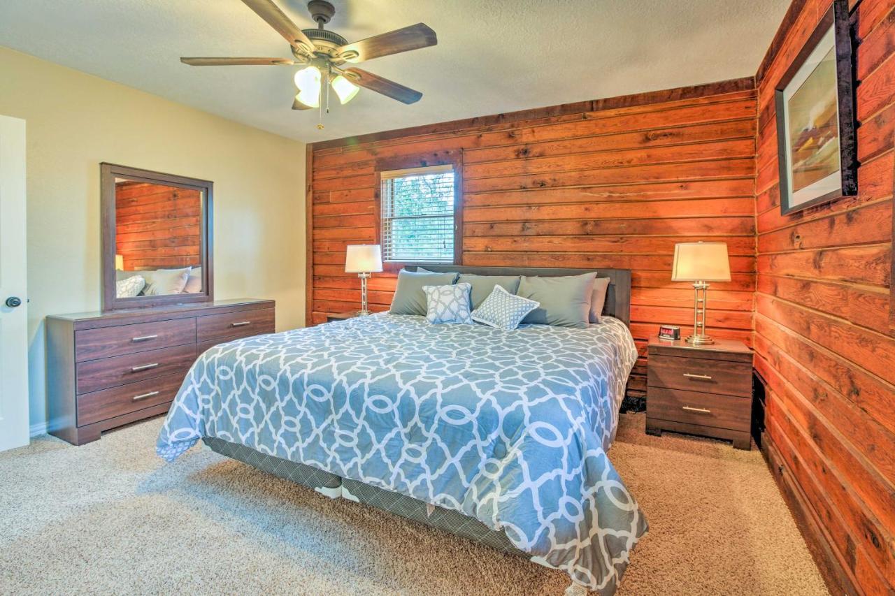 Spacious Kemah Clear Lake Home With Porch And Fire Pit מראה חיצוני תמונה