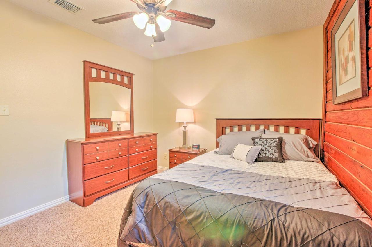 Spacious Kemah Clear Lake Home With Porch And Fire Pit מראה חיצוני תמונה
